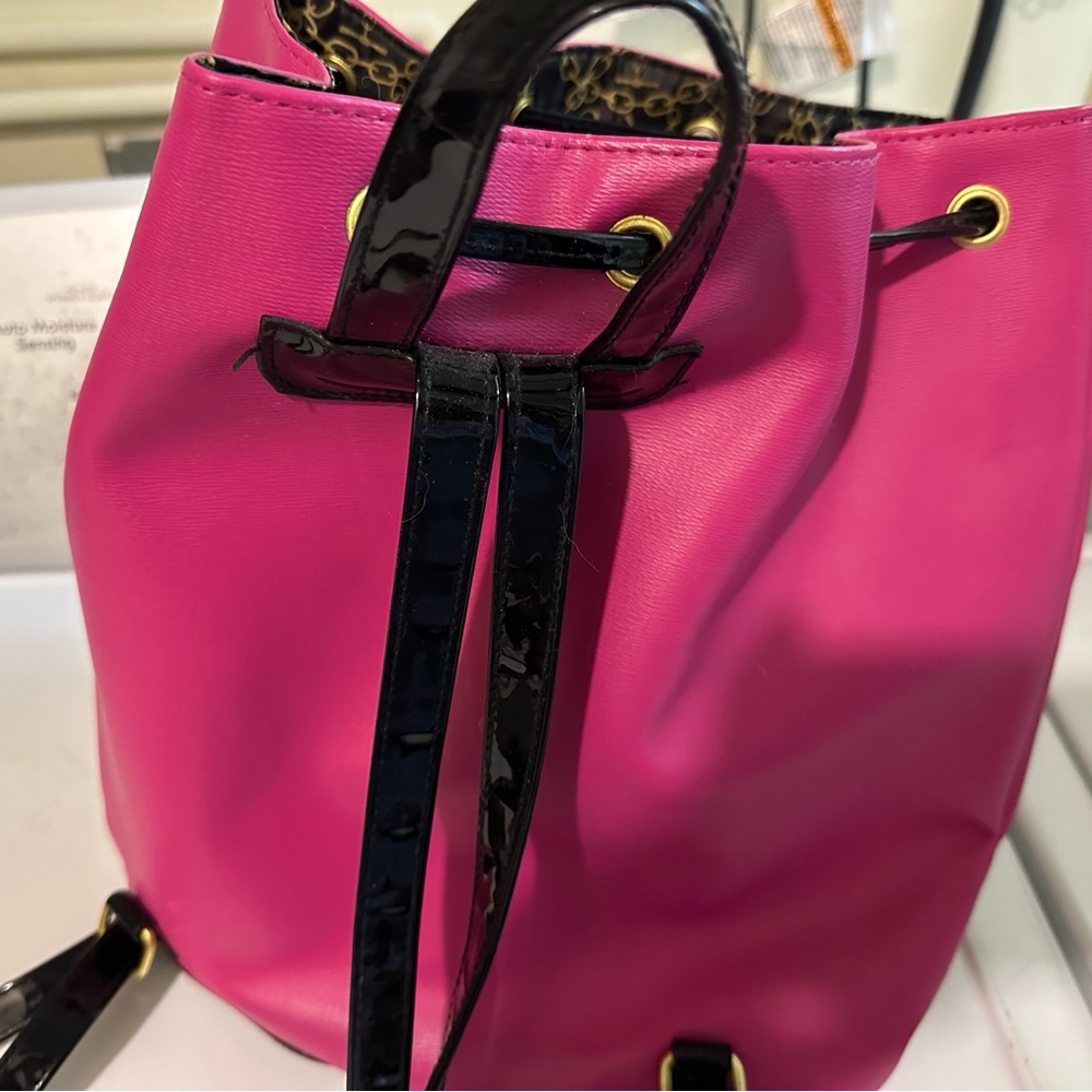 HOT PINK JUICY COUTURE 💕💕💕💗 - Picture 2 of 6